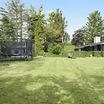 2 Bedroom Beautiful In Casa vacanze Eskebjerg