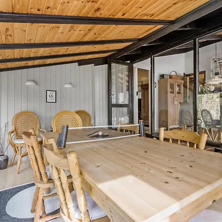 Semesterbostad 2 Bedroom Beautiful In *