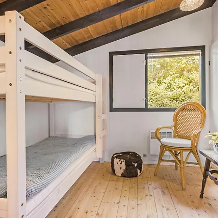 2 Bedroom Beautiful In Semesterbostad Eskebjerg